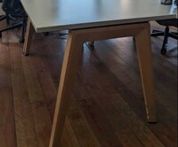 Holz / Metall-Tischgestelle verschiedener Größen